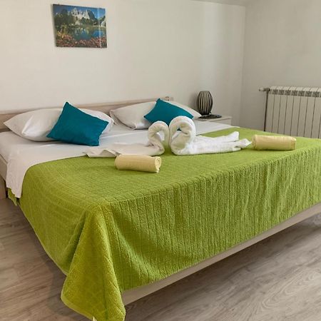 Lana Lägenhet Biograd Na Moru Rum bild
